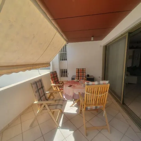 Kavouri Seaside 85Sqm Apartment 5' From The Beach Афины Экстерьер фото